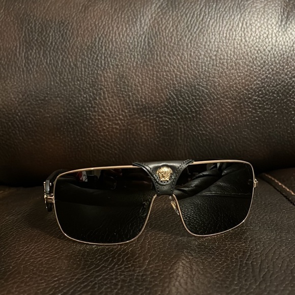 Versace unisex la Medusa Tinted logo monogram aviator sunglasses NWB - Picture 7 of 12